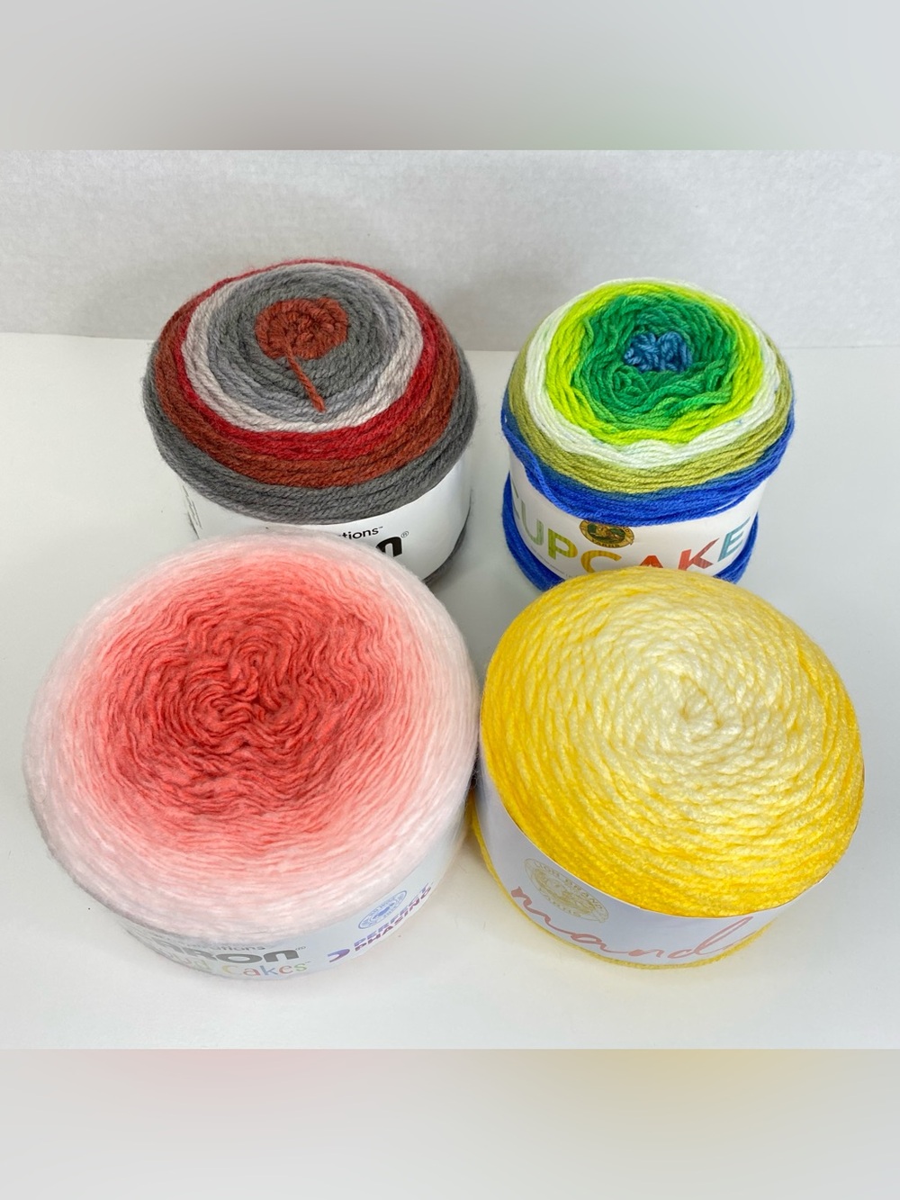 Caron Cloud Cakes Yarn Lion Brand Cupcake Mandala Gradient Yarn Lot of 4 NEW